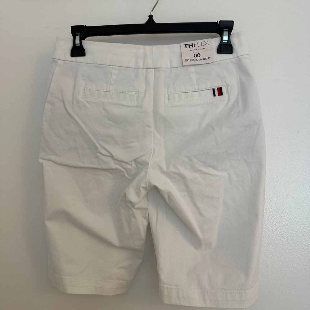 Adaptive Womens Solid Short Size XS NWT - Picture 3 of 4